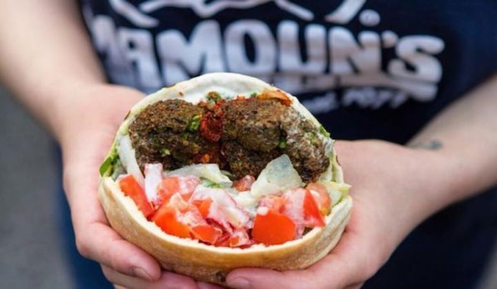 How to Franchise Your Restaurant: Mamoun's Falafel Case Study